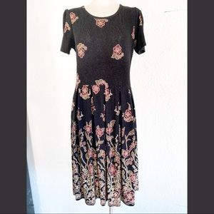 LulaRoe Simply Comfortable Black and Gold